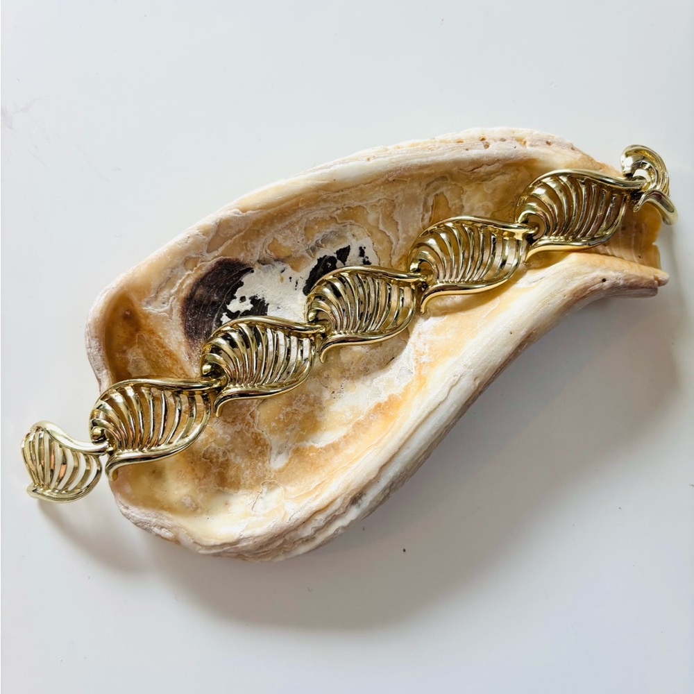 Lisner Elegant Gold-Tone Leaf/Wave Bracelet